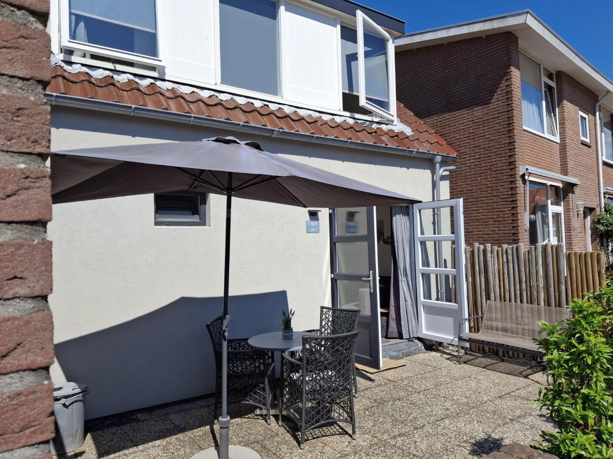 T-Rots, Prachtig Zomerhuis Noordwijk Esterno foto